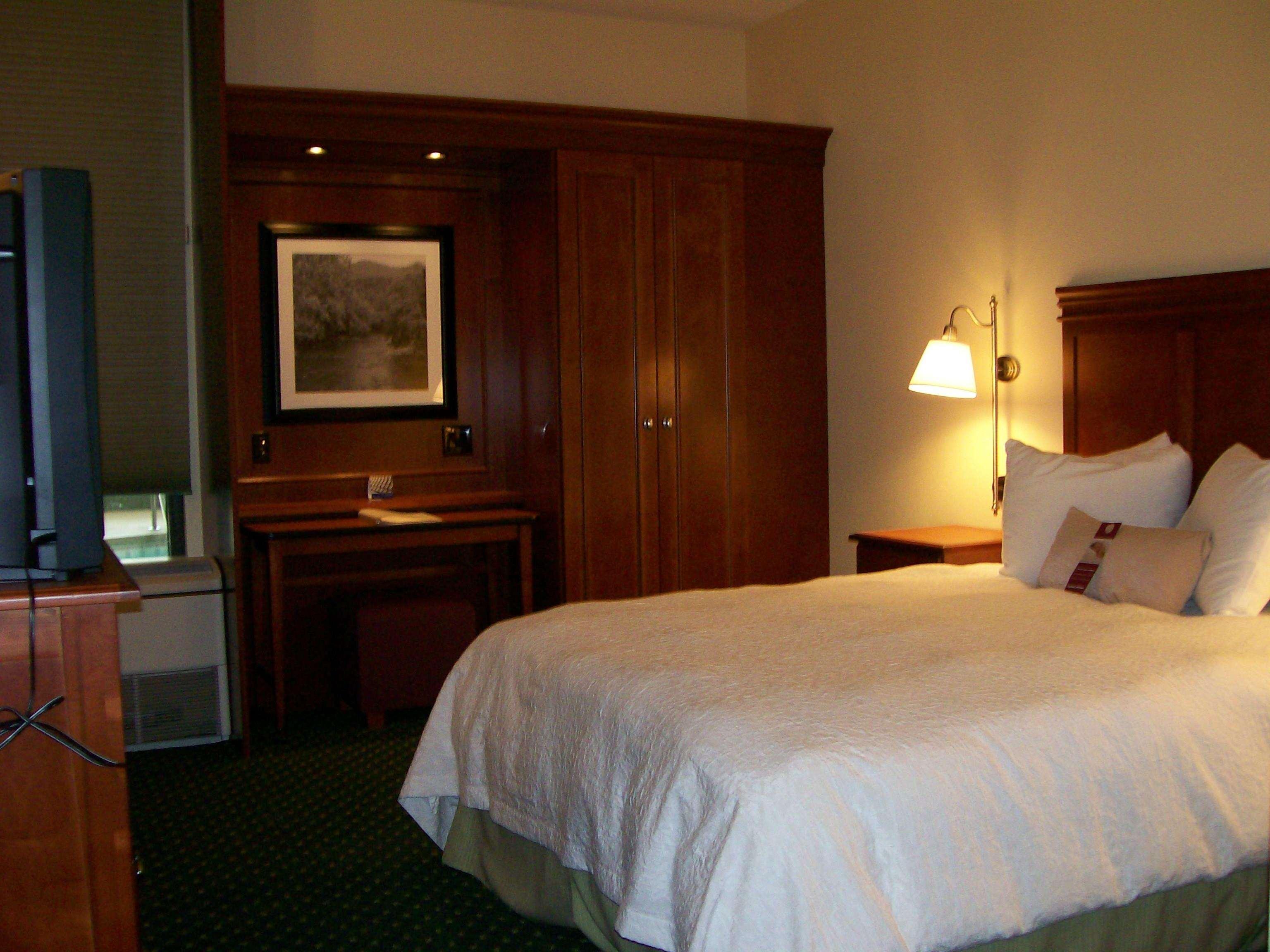 Hampton Inn Charleston Downtown Номер фото