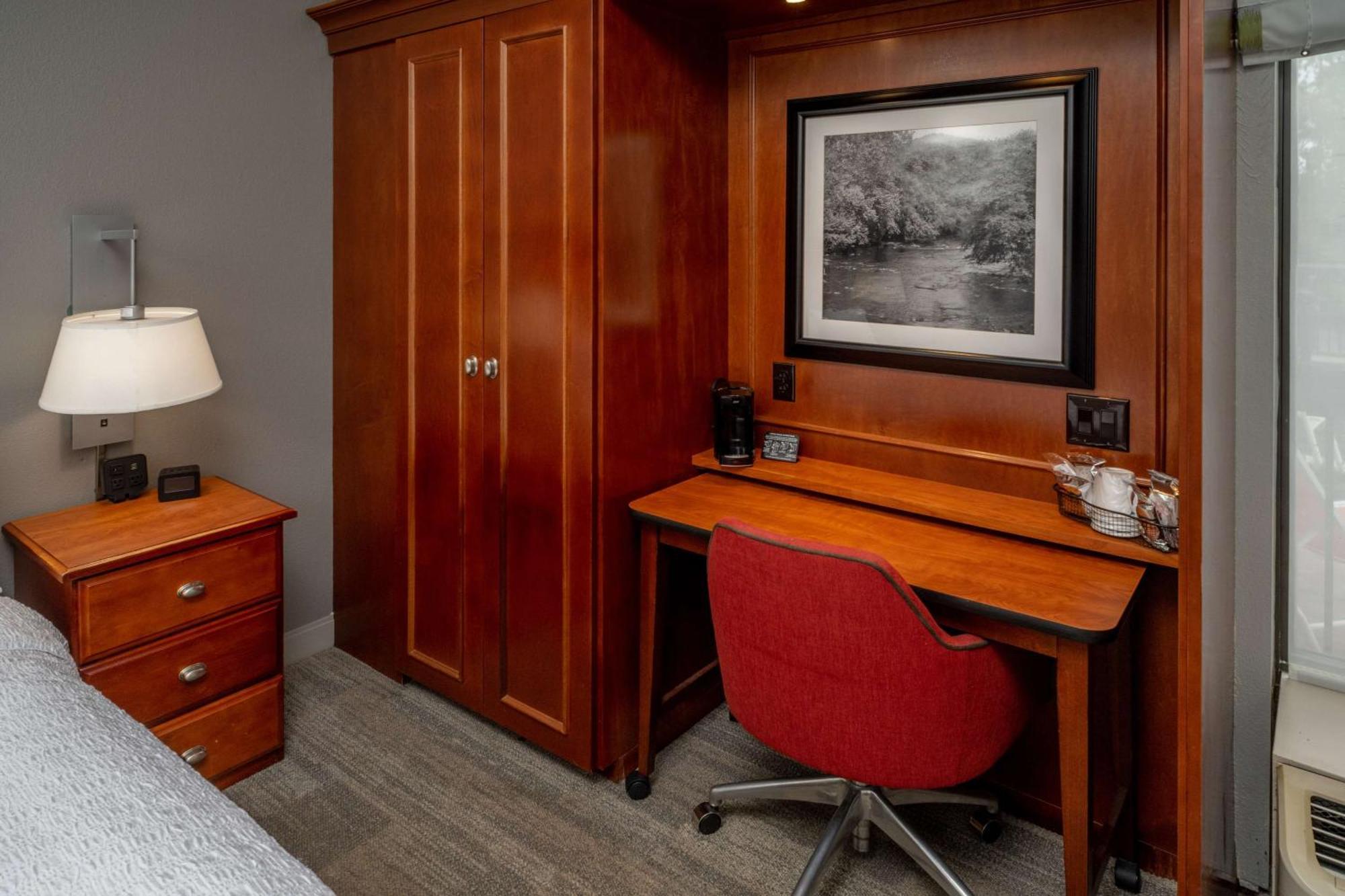 Hampton Inn Charleston Downtown Экстерьер фото