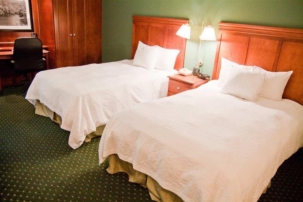 Hampton Inn Charleston Downtown Номер фото